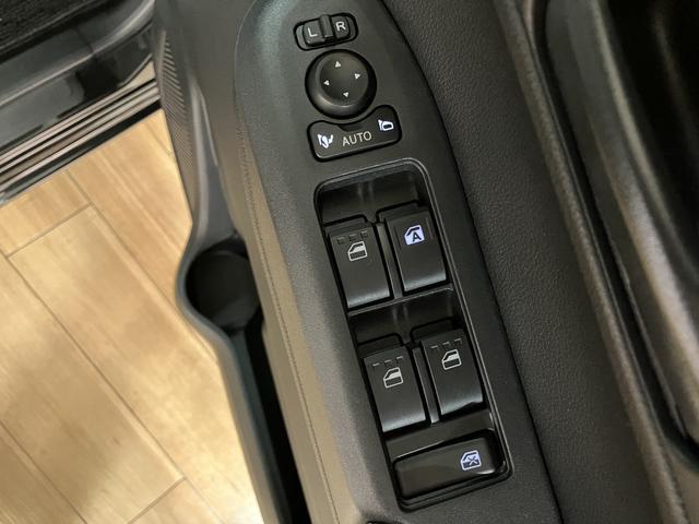 ムーヴＸ　片側電動スライドドア　コーナーセンサースマートアシスト　（運転席／助手席／サイド／カーテン）エアバッグ　コーナーセンサー　片側電動スライドドア　キーフリーシステム　ＬＥＤヘッドライト　オートエアコン　シートリフター（大阪府）の中古車