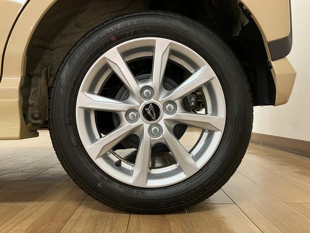 ムーヴＧ／Ｒ８年式／届出済未使用車／２５年モデルナビ／バックカメラ届出済未使用車／Ｒ８年式／走行１１ｋｍ／２５年モデルナビ／バックカメラ／ステアリングスイッチ／ＵＳＢアダプター／片側パワースライドドア／ＬＥＤヘッドライト・フォグ／アルミ／オートエアコン／キーフリー（大阪府）の中古車