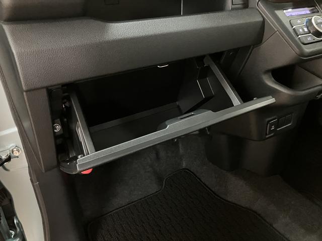 ムーヴＸ　Ｒ８年式／左電動両側スライドドア／キーフリースマートアシスト　ＬＥＤヘッドライト　オートエアコン　左電動両側スライドドア　キーフリー　コーナーセンサー　盗難防止セキュリティアラーム　フルホイールキャップ（大阪府）の中古車