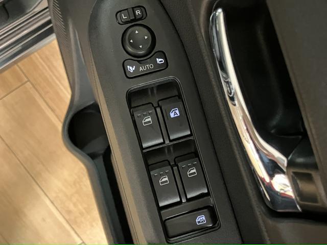 ムーヴRS R8年式/ターボ/Bカメラ対応/両側電動スライドドアスマートアシスト LEDヘッドライト/フォグ バックカメラ対応 オートエアコン 両側電動スライドドア キーフリー コーナーセンサー 盗難防止セキュリティアラーム 15インチアルミホイール(大阪府)の中古車