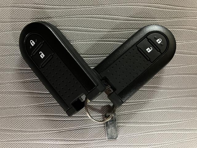 ミライースＧ　ＳＡIII／届出済未使用車／スマートキー／オートエアコン新車保証継承／届出済未使用車／衝突軽減ブレーキ／スマートキー／オートエアコン／シートヒーター／ＬＥＤヘッドライト／１４インチアルミ／コーナーセンサー／運転席シートリフター／横滑り防止装置／（大阪府）の中古車