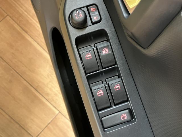 ミライースＧ　ＳＡIII／届出済未使用車／スマートキー／オートエアコン新車保証継承／届出済未使用車／衝突軽減ブレーキ／スマートキー／オートエアコン／シートヒーター／ＬＥＤヘッドライト／１４インチアルミ／コーナーセンサー／運転席シートリフター／横滑り防止装置／（大阪府）の中古車