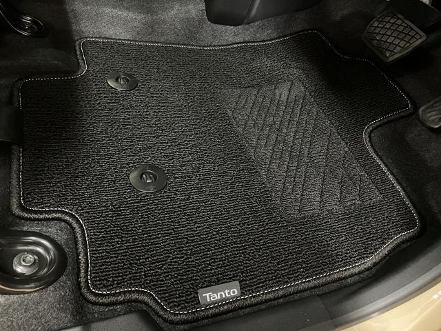 タントXリミテッド 届出済未使用車 純正ナビ バックカメラ届出済未使用車・純正ナビゲーション・バックカメラ・両側電動スライドドア・電動パーキングブレーキ・シートヒーター・LEDヘッドライト・コーナーセンサー・衝突回避支援ブレーキ・誤発進抑制機能(大阪府)の中古車