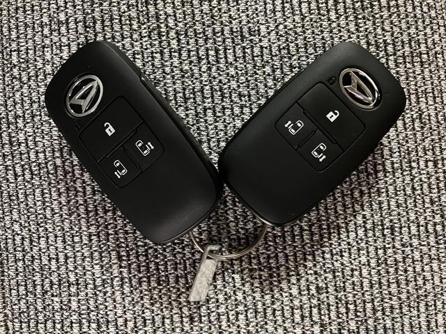 ムーヴキャンバスストライプスG/Bカメラ/電動P/両側電スラ/スマートキー/新車保証継承/Bカメラ/電動パーキングブレーキ/両側電動スライドドア/スマートキー/前席シートヒーター/LEDヘッドライト/LEDフォグランプ/コーナーセンサー/オートライト/サイドエアバッグ/(大阪府)の中古車