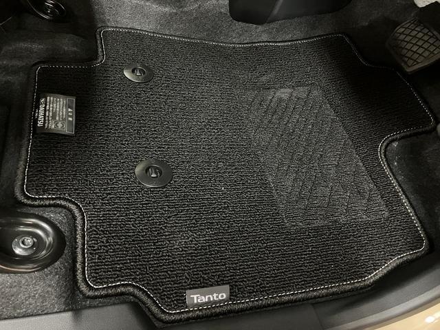 タントファンクロスターボリミテッド R8年式/ナビ/ACC/ETCターボ スマートアシスト ACC ETC バックカメラ 両側リヤパワースライドドア プッシュボタンエンジンスタート シートヒーター LEDヘッドライト アルミホイール オートエアコン オートライト(大阪府)の中古車