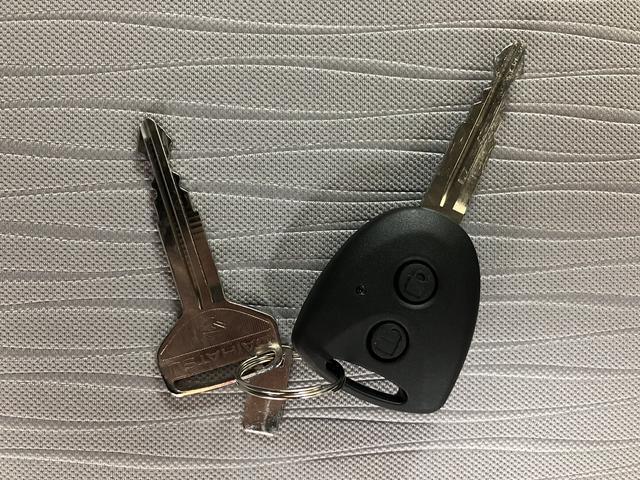 ミライースＸ　ＳＡIII　ＬＥＤヘッドライト　キーレス　届出済未使用車届出済未使用車・オーディオレス仕様・ＬＥＤヘッドライト・キーレスエントリー・コーナーセンサー・マニュアルエアコン・オートライト・衝突回避支援ブレーキ・誤発進抑制機能・１年間走行距離無制限保証（大阪府）の中古車