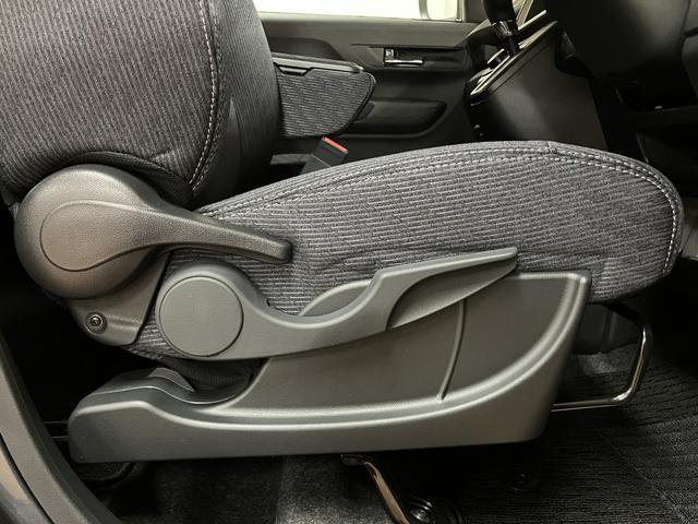 ムーヴＧ／届出済未使用車／衝突軽減ブレーキ／電動スライド／ＬＥＤ／新車保証継承／届出済み未使用車／衝突軽減ブレーキ／電動スライドドア／スマートキー／ＬＥＤヘッドライト／スマートキー／オートエアコン／１４インチアルミ／電動Ｐブレーキ／フロントベンチシート／（大阪府）の中古車
