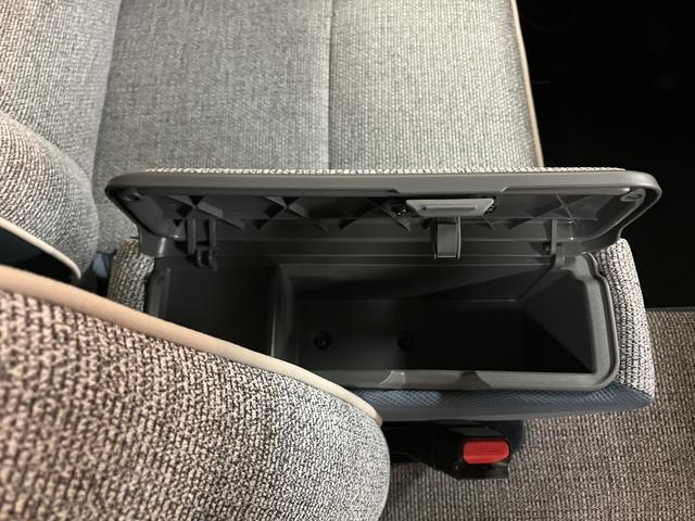ムーヴキャンバスストライプスＧターボ　Ｒ８年式／ナビ／ＡＣＣ／Ｂカメラ新車保証付き　両側電動スライドドア　アダプティブクルーズコントロール　前後コーナーセンサー　前席シートヒーター　ホッとカップホルダー　オートマチックハイビーム　ＬＥＤヘッドライト　スマートキー（大阪府）の中古車