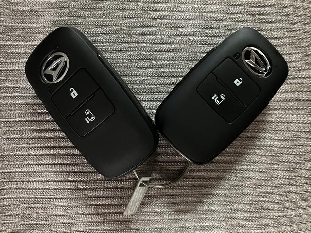 ムーヴＸ　両側スライド片側電動スライド　ＬＥＤヘッドランプ両側スライド片側電動スライドドア・ＬＥＤヘッドライト・エンジンプッシュスタート・コーナーセンサー・オートエアコン・衝突回避支援ブレーキ・誤発進抑制機能・まごころ保証（１２カ月／走行距離無制限）（大阪府）の中古車
