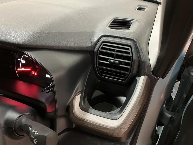 ムーヴＸ　両側スライド片側電動スライド　ＬＥＤヘッドランプ両側スライド片側電動スライドドア・ＬＥＤヘッドライト・エンジンプッシュスタート・コーナーセンサー・オートエアコン・衝突回避支援ブレーキ・誤発進抑制機能・まごころ保証（１２カ月／走行距離無制限）（大阪府）の中古車