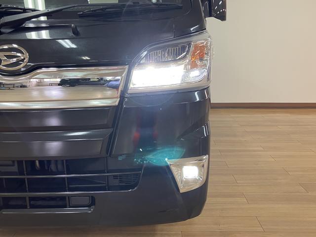 ハイゼットトラックジャンボSAIIIt 4WD(切替式)/4AT/荷台灯/4WD(切替式)/オートマ車/LEDライト/ETC/トップシェードガラス/リモコン付きキー/荷台灯/衝突軽減ブレーキ/コーナーセンサー/エアコン/パワステ/運転席・助手席グリップ/ゴムマット(大阪府)の中古車