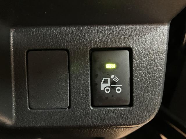 ハイゼットトラックジャンボSAIIIt 4WD(切替式)/4AT/荷台灯/4WD(切替式)/オートマ車/LEDライト/ETC/トップシェードガラス/リモコン付きキー/荷台灯/衝突軽減ブレーキ/コーナーセンサー/エアコン/パワステ/運転席・助手席グリップ/ゴムマット(大阪府)の中古車