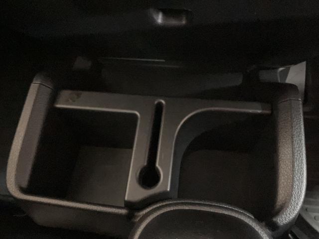 ハイゼットトラックジャンボSAIIIt 4WD(切替式)/4AT/荷台灯/4WD(切替式)/オートマ車/LEDライト/ETC/トップシェードガラス/リモコン付きキー/荷台灯/衝突軽減ブレーキ/コーナーセンサー/エアコン/パワステ/運転席・助手席グリップ/ゴムマット(大阪府)の中古車