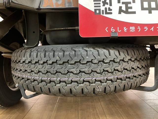 ハイゼットトラックジャンボSAIIIt 4WD(切替式)/4AT/荷台灯/4WD(切替式)/オートマ車/LEDライト/ETC/トップシェードガラス/リモコン付きキー/荷台灯/衝突軽減ブレーキ/コーナーセンサー/エアコン/パワステ/運転席・助手席グリップ/ゴムマット(大阪府)の中古車