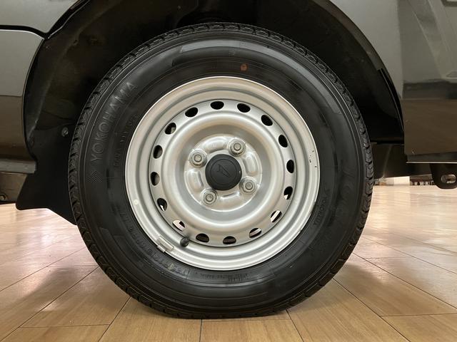 ハイゼットトラックジャンボSAIIIt 4WD(切替式)/4AT/荷台灯/4WD(切替式)/オートマ車/LEDライト/ETC/トップシェードガラス/リモコン付きキー/荷台灯/衝突軽減ブレーキ/コーナーセンサー/エアコン/パワステ/運転席・助手席グリップ/ゴムマット(大阪府)の中古車