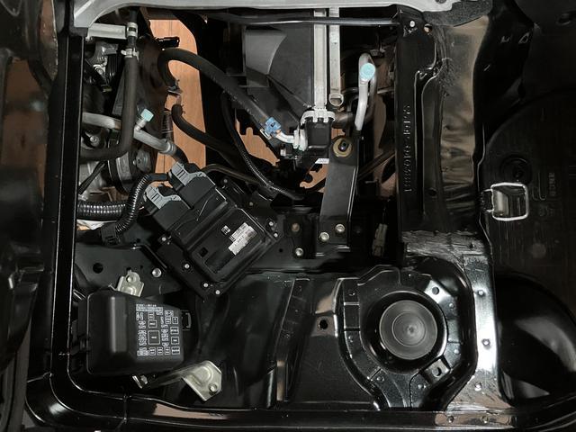ハイゼットトラックジャンボSAIIIt 4WD(切替式)/4AT/荷台灯/4WD(切替式)/オートマ車/LEDライト/ETC/トップシェードガラス/リモコン付きキー/荷台灯/衝突軽減ブレーキ/コーナーセンサー/エアコン/パワステ/運転席・助手席グリップ/ゴムマット(大阪府)の中古車