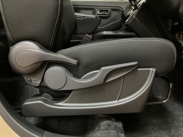 タフトＧターボ　ダーククロムベンチャー　Ｒ８年式／ガラスルーフスカイフィールトップ　アダプティブクルーズコントロール　ＬＥＤヘッド／フォグ　運／助シートヒーター　プッシュボタンスタート　キーフリー　電動パーキングブレーキ　バックカメラ　１５インチアルミホイール（大阪府）の中古車