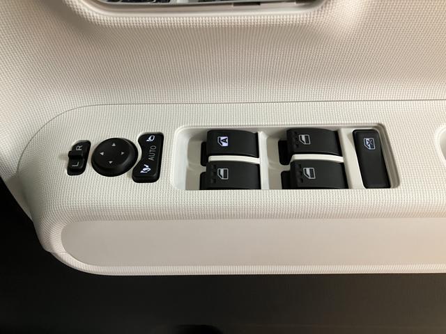 ムーヴキャンバスストライプスＧ／新車保証継承／オーディオレス／Ｂカメラ対応新車保証継承／走行１２ｋｍ／オーディオレス／バックカメラ対応／両側パワースライドドア／前席シートヒーター／ホットカップホルダー／ＬＥＤヘッドライト・フォグランプ／オートライト／オートハイビーム（大阪府）の中古車