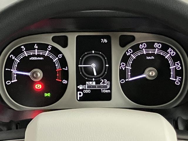 ムーヴキャンバス 中古車 ストライプスＧ／届出済未使用車／Ｒ８年式／走行１７ｋｍ届出済未使用車／Ｒ８年式／走行１７ｋｍ／保証継承／バックカメラ対応車／ステアリングスイッチ／電動パーキングブレーキ／両側パワースライドドア／ＬＥＤヘッドライト・フォグランプ／オートエアコン／キーフリー