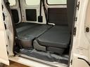 Ｒ７年式の届出済み未使用車のハイゼットカーゴ入荷しました♪キーレスやオーバーヘッドシェルフ、前席パワーウィンドウにリヤスモークガラス等装備充実グレードのデラックスです☆（大阪府）の中古車