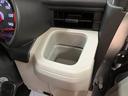 １年間走行距離無制限保証　車検整備付　キーレスエントリー　Ｂｌｕｅｔｏｏｔｈ機能付きフルセグナビ　ＥＴＣ　ＵＳＢ　アイドリングストップ機能　横滑り防止装置　１４インチフルホイールキャップ（大阪府）の中古車