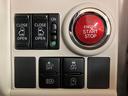 スマートアシストＩＩＩ　ＬＥＤヘッドライト／フォグ　８インチナビ　パノラマカメラ　ＦＲドラレコ　ＥＴＣ　両側電動スライドドア　置き楽ボックス　オートエアコン　盗難防止セキュリティアラーム（大阪府）の中古車