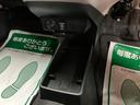純正ナビ（ＮＭＺＫ−Ｗ６８Ｄ）／ＴＶ／Ｂｌｕｅｔｏｏｔｈ／バックカメラ／ＥＴＣ／ドラレコ／ＬＥＤヘッドライト／キーレスエントリー／平成３０年式／走行０．９万キロ（大阪府）の中古車