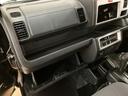 ４ＷＤ（切替式）／オートマ車／ＬＥＤライト／ＥＴＣ／トップシェードガラス／リモコン付きキー／荷台灯／衝突軽減ブレーキ／コーナーセンサー／エアコン／パワステ／運転席・助手席グリップ／ゴムマット（大阪府）の中古車