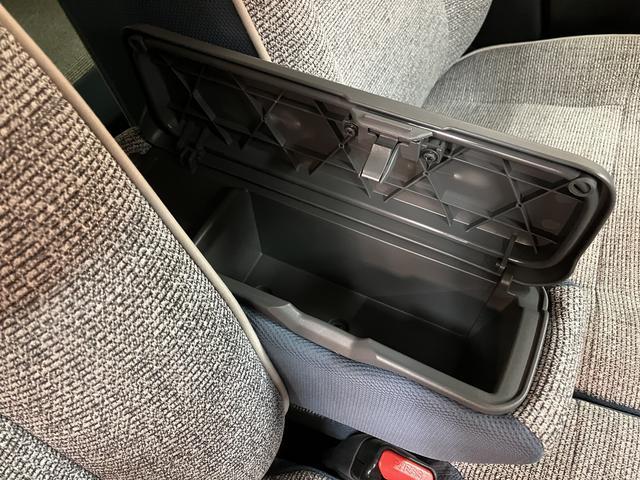 ムーヴキャンバスストライプスＧターボ／ナビ／前後ドラレコ／Ｂカメラ／ＥＴＣ／走行２．５万キロ／ナビ／ＢＬＵＥＴＯＯＴＨ／ＵＳＢ／前後ドラレコ／ＥＴＣ／バックカメラ／クルーズコントロール／両側電動スライドドア／電動パーキングブレーキ／スマートキー／ルーフキャリア／ターボ車（大阪府）の中古車
