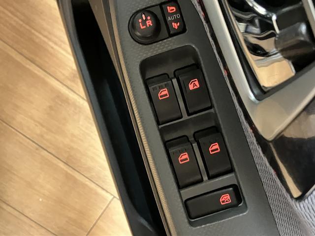 ムーヴカスタムＸハイパー　３．５万キロ／ナビ／フルセグＴＶ／ＵＳＢ１年間走行距離無制限保証／３．５万キロ／ワンオーナー／ナビ／Ｂｌｕｅｔｏｏｔｈ／フルセグＴＶ／ＣＤ録音／ＤＶＤ再生／ＬＥＤヘッドライト／ステアリングスイッチ／キーフリーシステム／オートエアコン（大阪府）の中古車