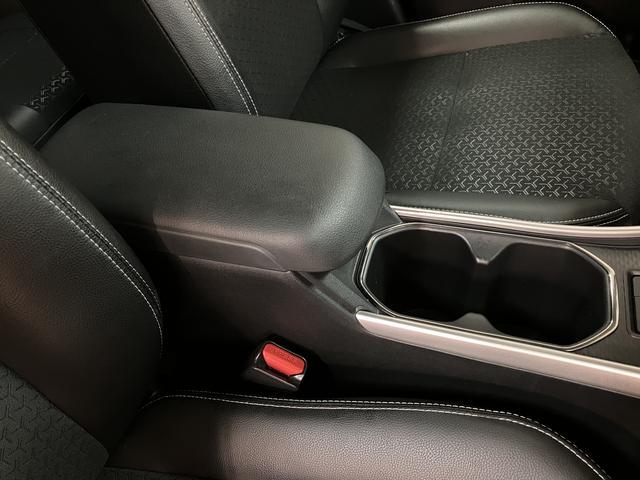 ロッキープレミアムＧＨＥＶ／９インチナビ／クルコン／Ｂカメラ／ＥＴＣ走行３．１万キロ／９インチナビ／ＢＬＵＥＴＯＯＴＨ／ＵＳＢ／バックカメラ／前後ドラレコ／ＥＴＣ／クルーズコントロール／電動パーキングブレーキ／スマートキー／前席シートヒーター／ＬＥＤヘッドライト／（大阪府）の中古車