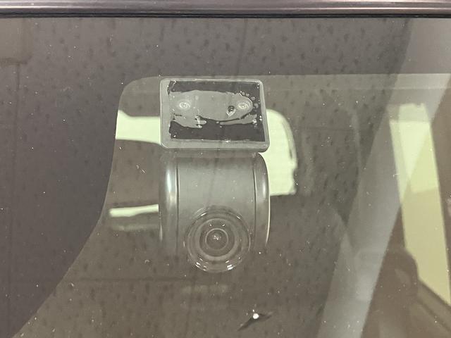 タントカスタムＲＳセレクション／９インチナビ／クルコン／両側電スラターボ車／走行５．５万キロ／９インチナビ／ＢＬＵＥＴＯＯＴＨ／ＵＳＢ／Ｂカメラ／前後ドラレコ／ＥＴＣ／両側電動スライドドア／スマートキー／クルーズコントロール／前席シートヒーター／ＬＥＤヘッドライト／（大阪府）の中古車