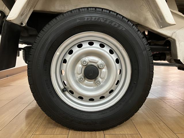 ハイゼットトラックスタンダード／エアコン／パワステ／１年保証／走行５．９万キロ１年間走行距離無制限保証／走行５．９万キロ／ラジオ／エアコン／パワーステアリング／ＥＴＣ／ロングバイザー／ゴムマット／三方開／ＡＴ車／車検整備付き／（大阪府）の中古車