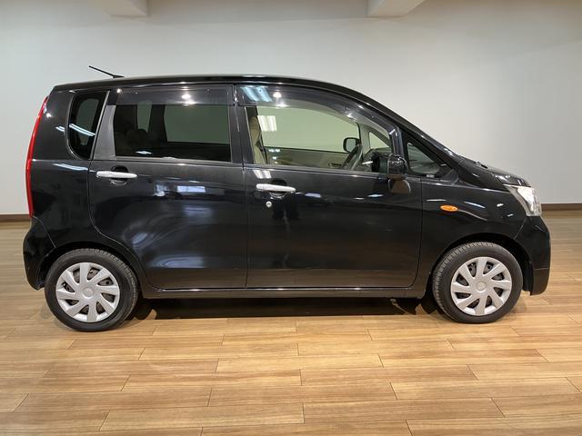 ムーヴL/CDオーディオ/走行6.8万キロ/電格ミラー/キーレス/1年間走行距離無制限保証/走行6.8万キロ/CDオーディオ/FMラジオ/AMラジオ/AUX/アイドリングストップ/電動格納式ドアミラー/キーレスエントリー/車検整備付きシートアンダートレイ/(大阪府)の中古車