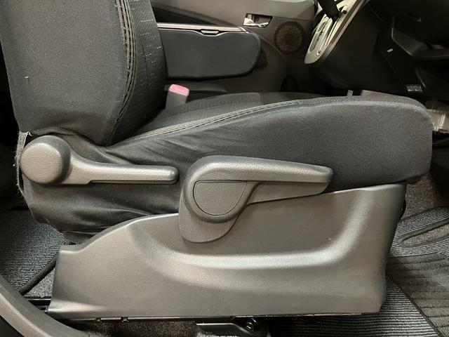 ムーヴカスタムXリミテッド/1年保証/ナビ/14インチアルミ/1年間走行距離無制限保証/走行5.3万キロ/ナビ/BLUETOOTH/Bカメラ/ETC/電動格納式ドアミラー/オートエアコン/14インチアルミホイール/アイドリングストップ/ディスチャージヘッドライト(大阪府)の中古車