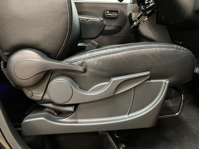 タントカスタムＲＳ／ナビ／後席モニター／クルコン／両側電スラ／ターボ車／ナビ／ＢＬＵＥＴＯＯＴＨ／ＵＳＢ／バックカメラ／パノラマカメラ／クルーズコントロール／両側電動スライドドア／前席シートヒーター／後席モニター／コーナーセンサー／スマートキー／（大阪府）の中古車