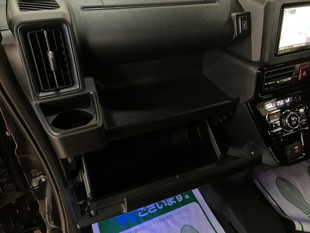 タントカスタムＲＳ／ナビ／後席モニター／クルコン／両側電スラ／ターボ車／ナビ／ＢＬＵＥＴＯＯＴＨ／ＵＳＢ／バックカメラ／パノラマカメラ／クルーズコントロール／両側電動スライドドア／前席シートヒーター／後席モニター／コーナーセンサー／スマートキー／（大阪府）の中古車