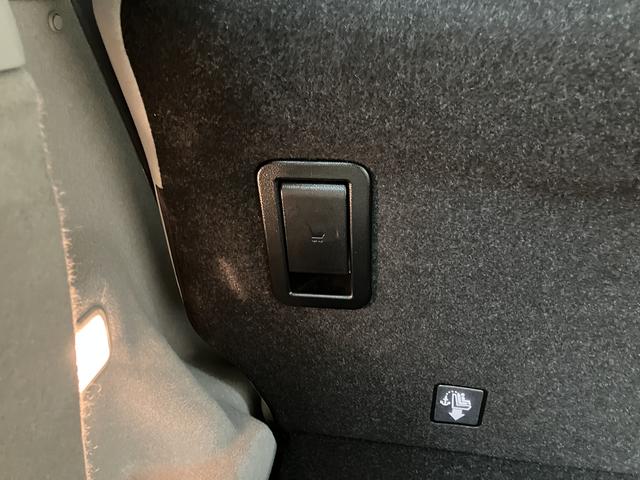 ムーヴＬＳＡIII／ＣＤオーディオ／ドラレコ／１年保証／電格ミラー１年間走行距離無制限保証／走行４．５万キロ／ＣＤオーディオ／ＡＵＸ／電動格納式ドアミラー／キーレスエントリー／ドライブレコーダー／オートハイビーム／衝突回避軽減ブレーキ／ＦＭ／ＡＭ／（大阪府）の中古車