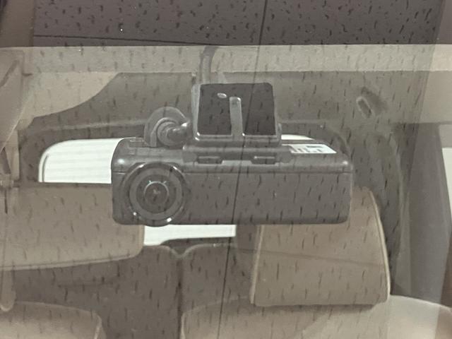 ムーヴキャンバスＧメイクアップリミテッドＳＡIII／ナビ／パノラマカメラ／１年間走行距離無制限保証／走行２．８万キロ／ナビ／ＢＬＵＥＴＯＯＴＨ／ＵＳＢ／パノラマカメラ／バックカメラ／両側電動スライドドア／ドライブレコーダー／スマートキー／オートハイビーム／サイドエアバッグ／（大阪府）の中古車