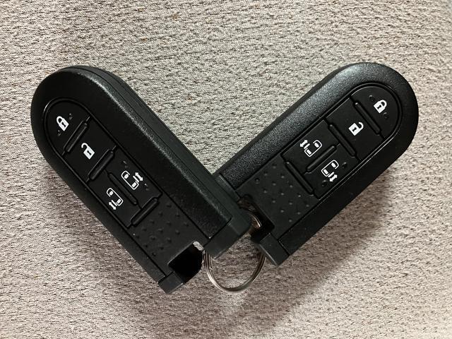 ムーヴキャンバスＧメイクアップリミテッドＳＡIII／ナビ／パノラマカメラ／１年間走行距離無制限保証／走行２．８万キロ／ナビ／ＢＬＵＥＴＯＯＴＨ／ＵＳＢ／パノラマカメラ／バックカメラ／両側電動スライドドア／ドライブレコーダー／スマートキー／オートハイビーム／サイドエアバッグ／（大阪府）の中古車