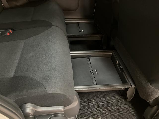 ムーヴキャンバスＧブラックアクセントＶＳ　ＳＡIII／ナビ／パノラマ／１年間走行距離無制限保証／走行３．０万キロ／ナビ／ＢＬＵＥＴＯＯＴＨ／ＵＳＢ／パノラマカメラ／バックカメラ／前後ドラレコ／ＥＴＣ／両側電動スライドドア／運転席シートヒーター／スマートキー／オートライト（大阪府）の中古車