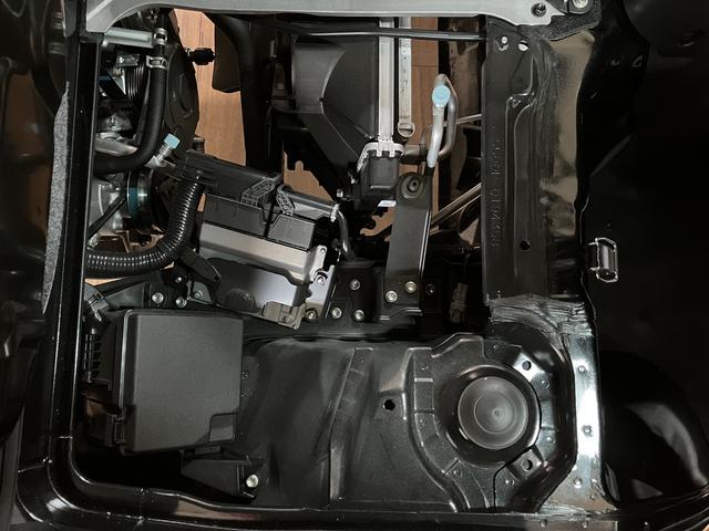 ハイゼットトラックジャンボエクストラ／ディスプレイオーディオ／走行０．４万キロ１年間走行距離無制限保証／走行０．４万キロ／ディスプレイオーディオ／ＢＬＵＥＴＯＯＴＨ／ＵＳＢ／ＡＵＸ／バックカメラ／コーナーセンサー／プッシュスタートボタン／電動格納式ドアミラー／スマートキー／（大阪府）の中古車