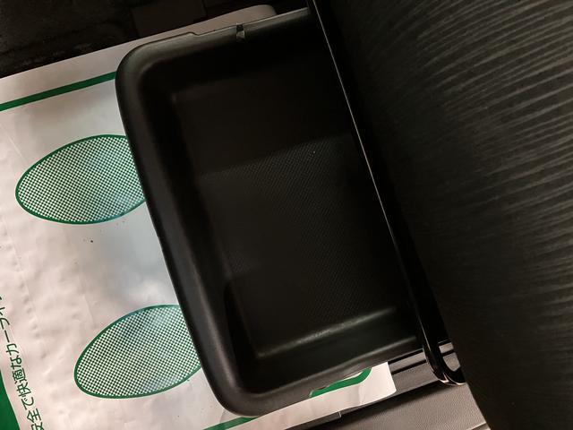 タントカスタムＶセレクションターボ／１年保証／ナビ／電スラ／ＥＴＣ１年間走行距離無制限保証／走行８．９万キロ／ナビ／ＢＬＵＥＴＯＯＴＨ／ＣＤ／ＤＶＤ／ＥＴＣ／片側電動スライドドア／スマートキー／オートエアコン／ＨＩＤヘッドライト／ターボ車／（大阪府）の中古車