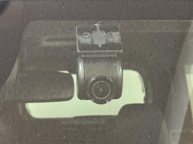 タントカスタムRS ターボ パーキングアシスト 10インチナビスマートアシスト/スマートパーキング/両側電動スライドドア/パノラマモニター/10インチフルセグナビ/Bluetooth機能/後席モニター/前後ドラレコ/クルーズコントロール/前席シートヒーター(大阪府)の中古車