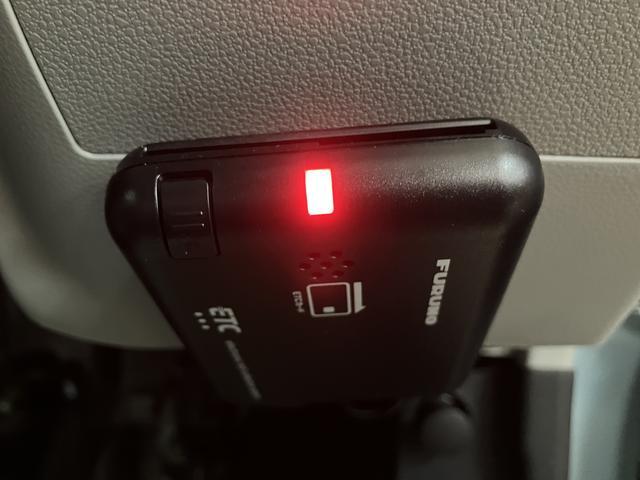 ミライースＸ　リミテッドＳＡIII／ナビ／１年保証／走行４万キロ／１年間走行距離無制限保証／走行４万キロ／ナビ／ＢＬＵＥＴＯＯＴＨ／フルセグＴＶ／ＣＤ／ＤＶＤ／ＵＳＢ／バックカメラ／コーナーセンサー／キーレスエントリー／ＬＥＤヘッドライト／オートハイビーム／（大阪府）の中古車