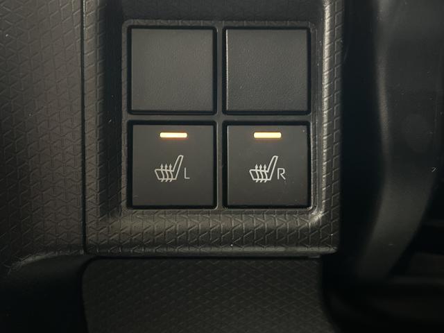 タントＸ／ナビ／ＥＴＣ／ＢＬＵＥＴＯＯＴＨ／走行１．７万キロ１年間走行距離無制限保証／走行１．７万キロ／ナビ／Ｂｌｕｅｔｏｏｔｈ／ＥＴＣ／スライドドア／ＬＥＤヘッドライト／サイドエアバック／衝突回避軽減ブレーキ／コーナーセンサー／前席シートヒーター（大阪府）の中古車