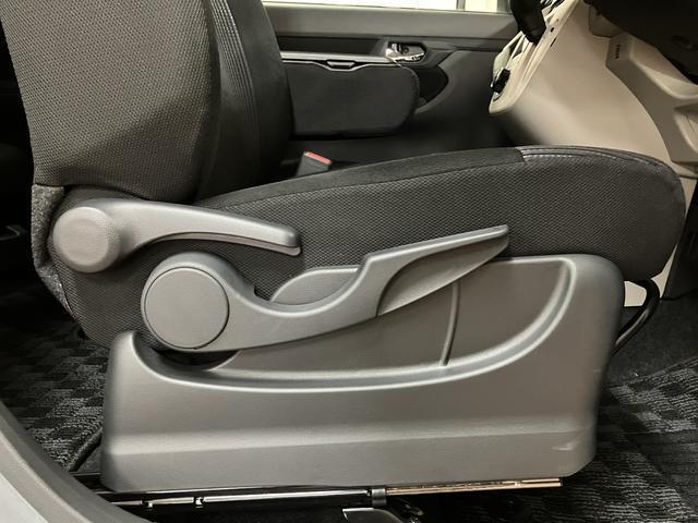 ムーヴＸリミテッドII　ＳＡIII　バックモニタースマートアシストＩＩＩ／バックモニター／ＣＤ／ＤＶＤ再生／運転席シートヒーター／プッシュボタンスタート／スマートキー／オートエアコン／アルミホイール／ＬＥＤヘッドライト（大阪府）の中古車