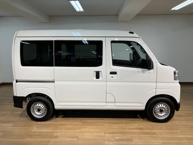 ハイゼットカーゴDX スマートアシスト CVT キーレス届出済未使用車/スマートアシスト/CVT/エアコン/パワステ/AM・FMラジオ/パワーウィンドウ/キーレスエントリー(大阪府)の中古車