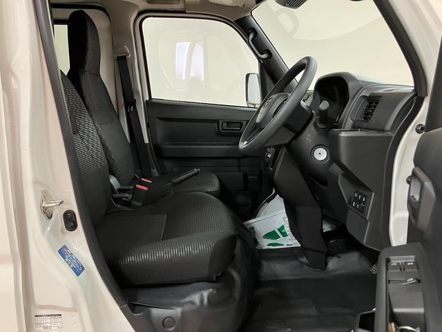 ハイゼットカーゴDX スマートアシスト CVT キーレス届出済未使用車/スマートアシスト/CVT/エアコン/パワステ/AM・FMラジオ/パワーウィンドウ/キーレスエントリー(大阪府)の中古車