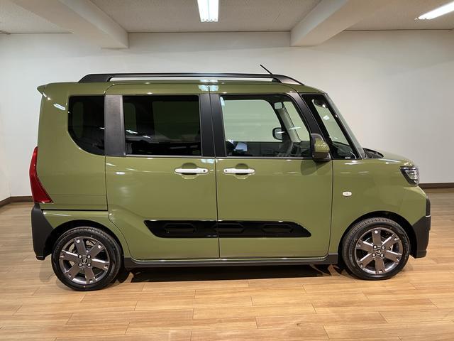 タントファンクロスターボリミテッド/クルコン/両側電スラ/電動P/ターボ車/ETC/クルーズコントロール/電動パーキングブレーキ/両側電動スライドドア/スマートキー/オートライト/LEDヘッドライト/LEDフォグランプ/アルミホイール/前席シートヒーター/(大阪府)の中古車